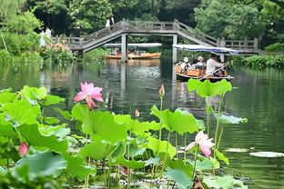 太像了？神似内马尔男子骗过记者，接受墨西哥电视台采访